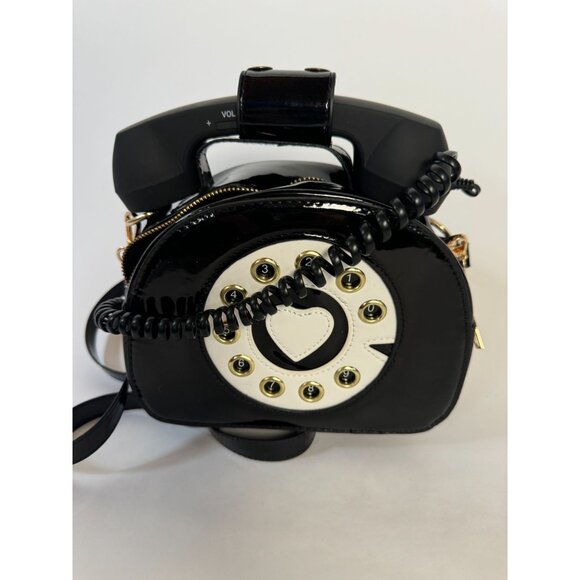 Retro Black & White Telephone Handbag With Heart Dial & Functional Cord - Picture 8 of 16